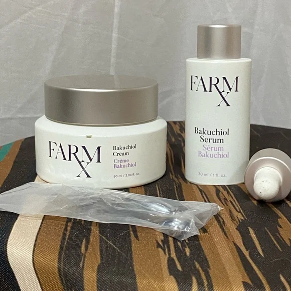 Bakuchiol Cream and Serum Set - White and Silver - Picture 1 of 8